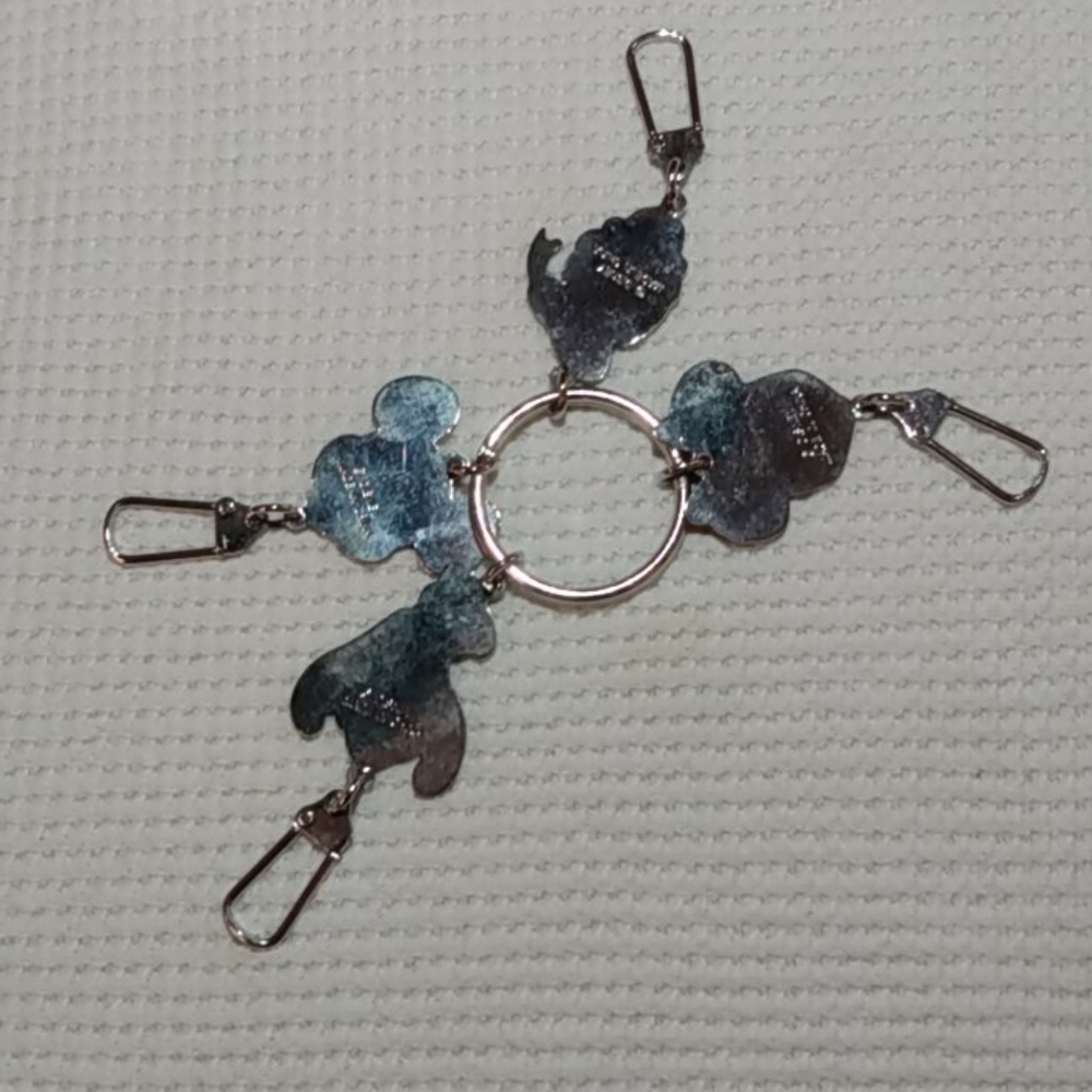 Disney Keychain - Picture 2 of 7